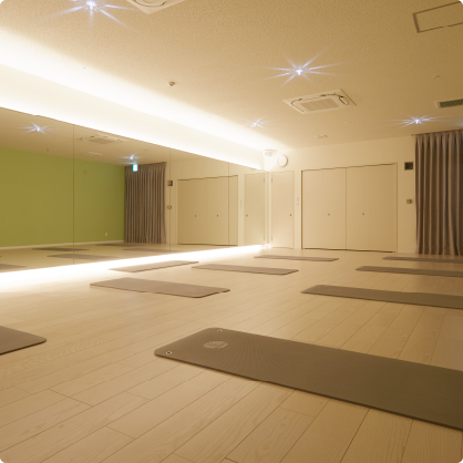ヨガスタジオ