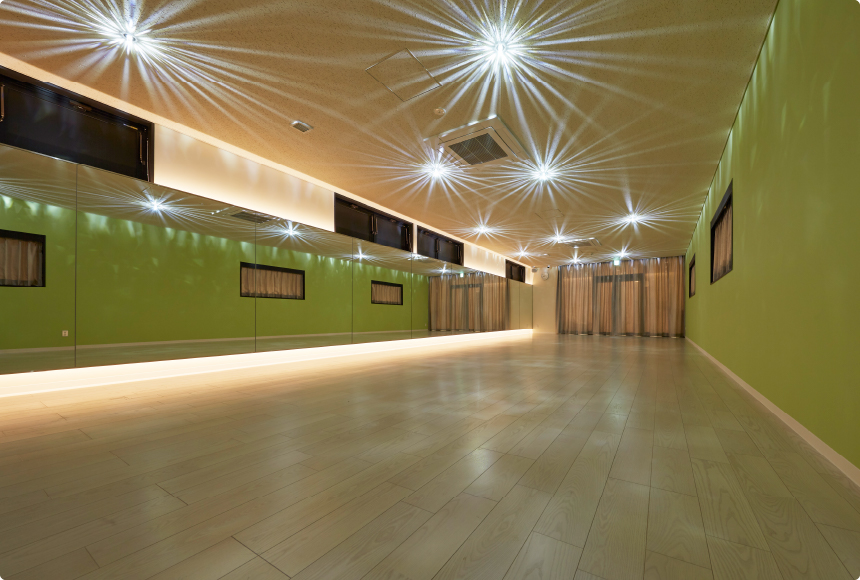 アイレクス・ライト＋24 豊田陣中 ヨガスタジオ